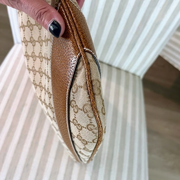 Authenic Brand New Vintage Gucci Hobo Beige - Picture 9 of 17